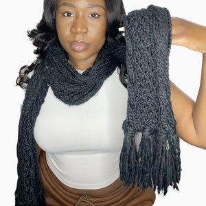 Knitted Scarf